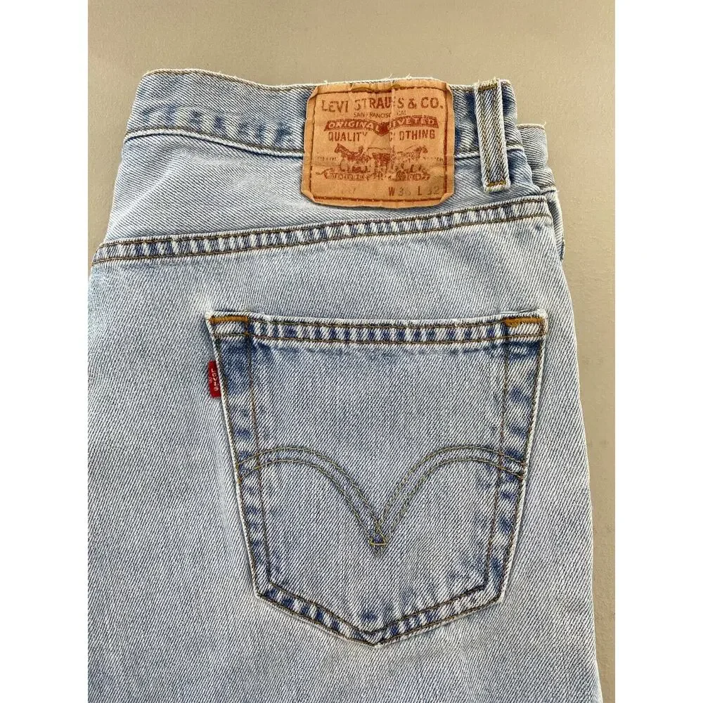 Levis‎ 550 Relaxed Fit Jeans Mens 36x32 Fits Like 34x31 Light Wash Vintage Worn